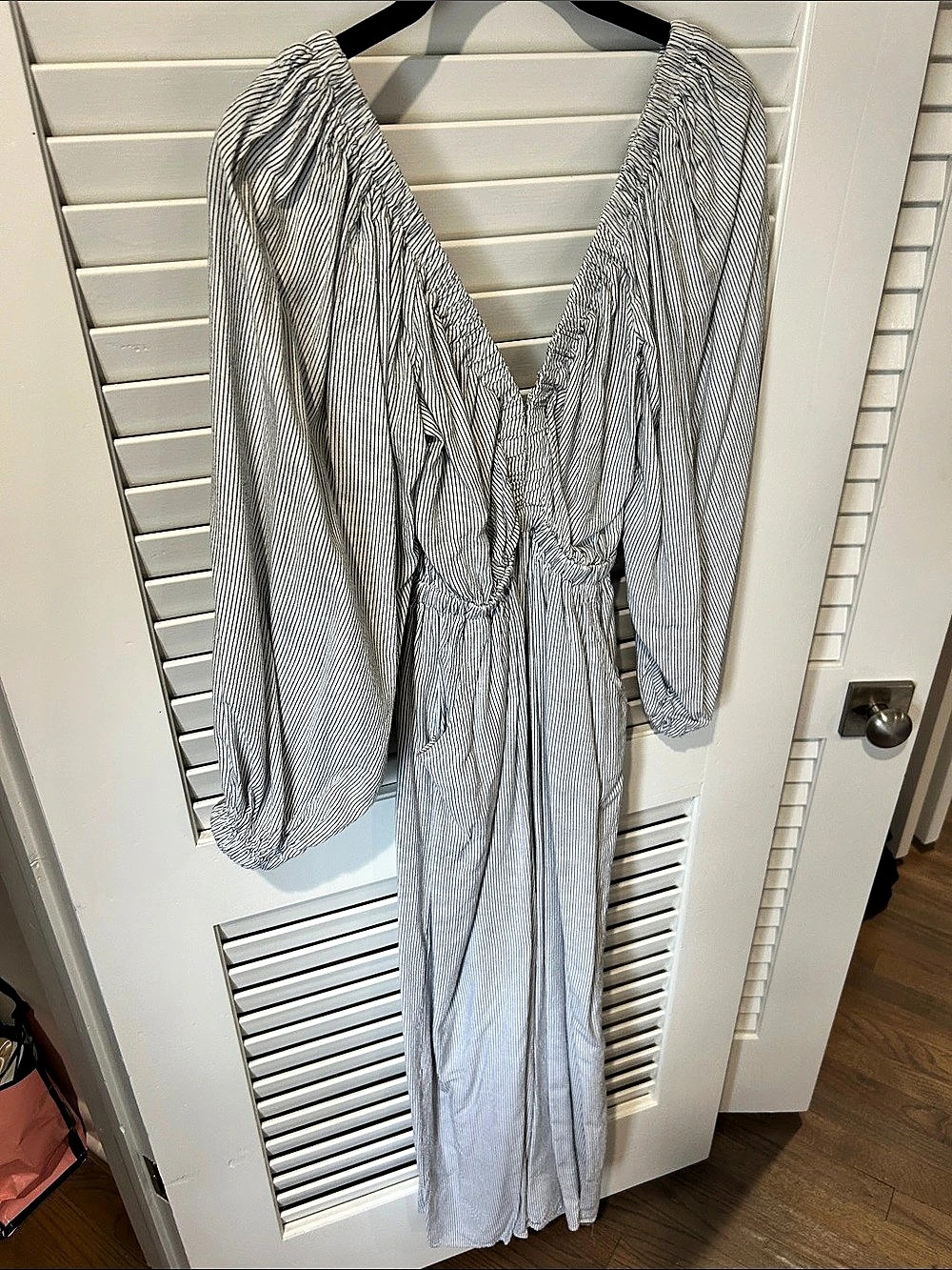 Topshop Striped jumpsuit in White & Blue Size 2 Like New